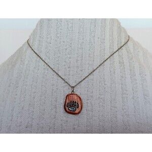 Vintage Natural Stone Bear Paw Pendant Necklace 18 in Silvertone Chain
